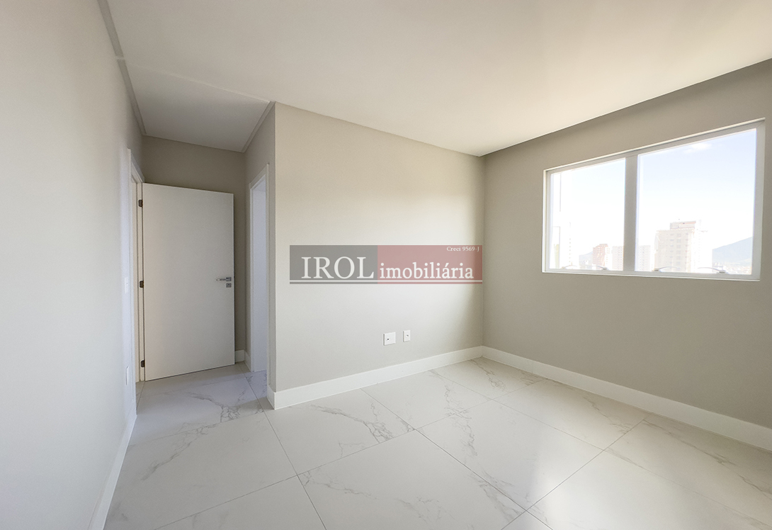 Apartamento à venda com 4 quartos, 179m² - Foto 15