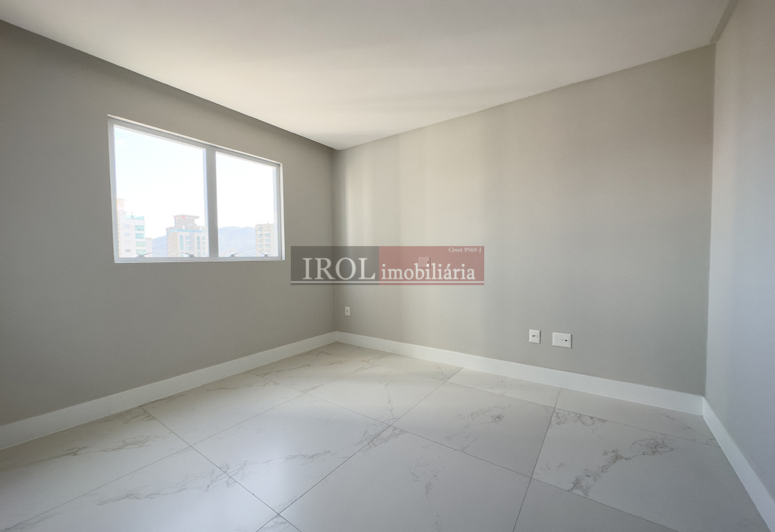 Apartamento à venda com 4 quartos, 179m² - Foto 19