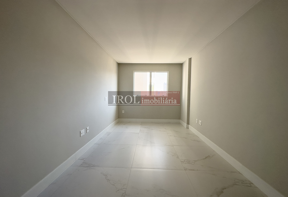 Apartamento à venda com 4 quartos, 179m² - Foto 24