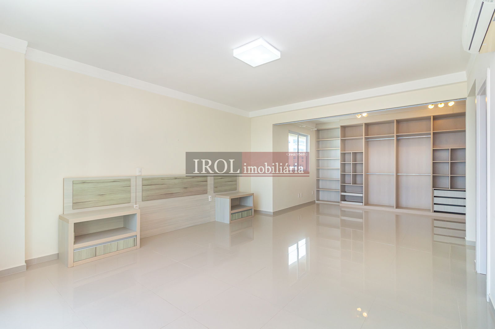 Apartamento à venda com 4 quartos, 315m² - Foto 11