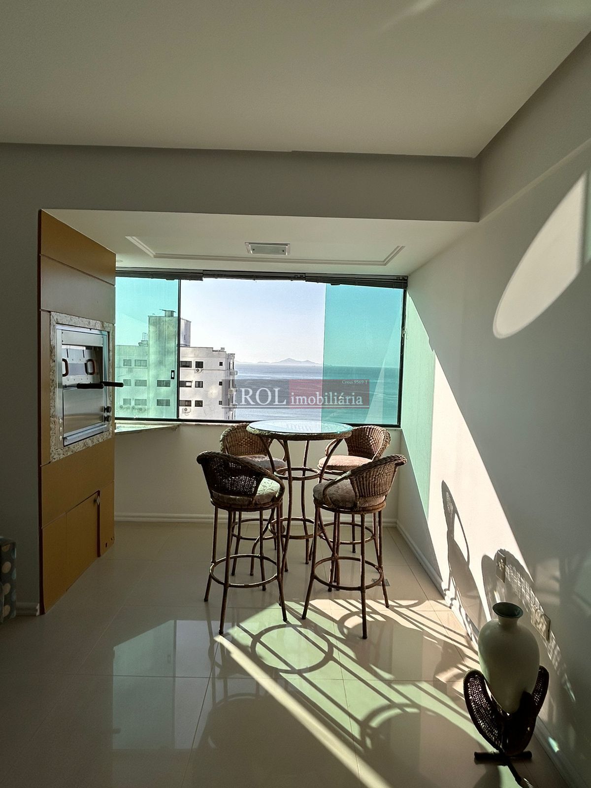 Apartamento à venda com 3 quartos, 140m² - Foto 5