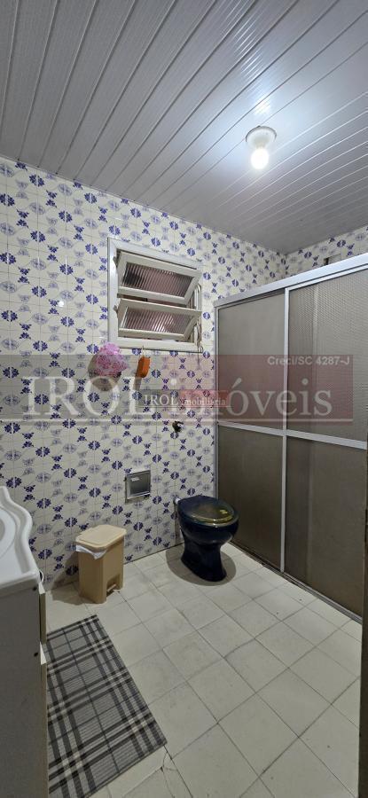 Casa à venda com 3 quartos, 180m² - Foto 22