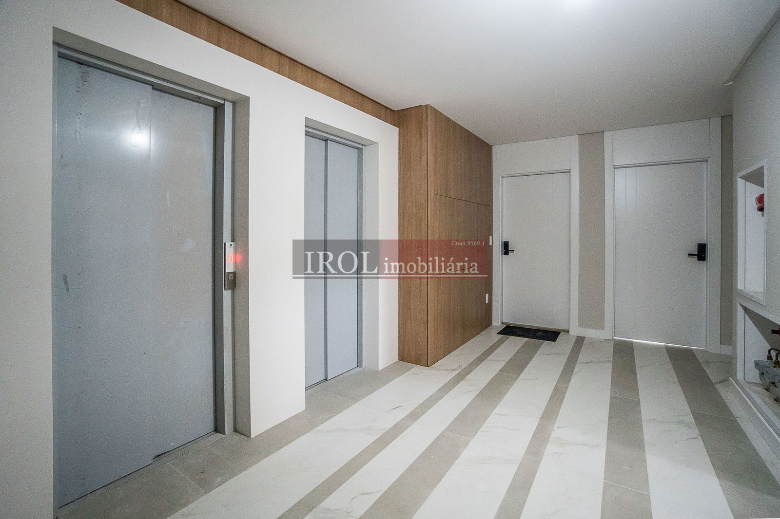 Apartamento à venda com 3 quartos, 141m² - Foto 10