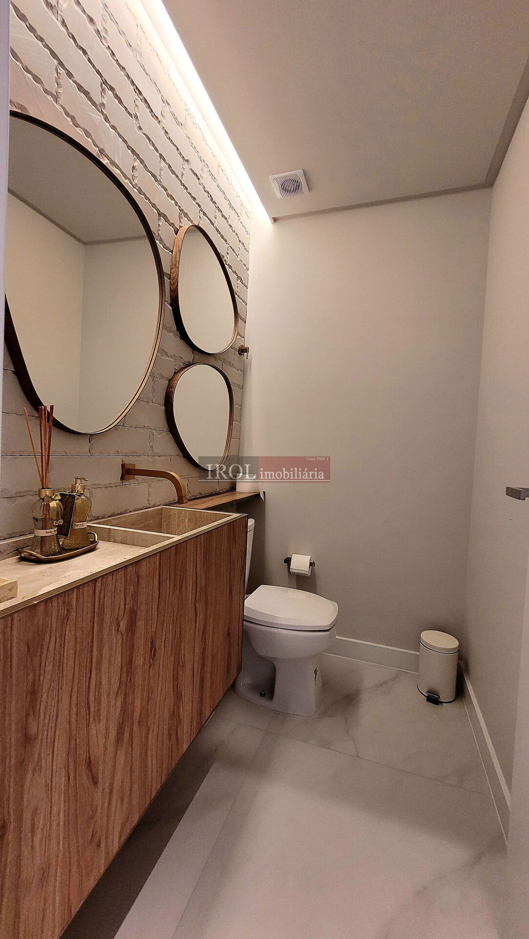 Apartamento à venda com 3 quartos, 141m² - Foto 50