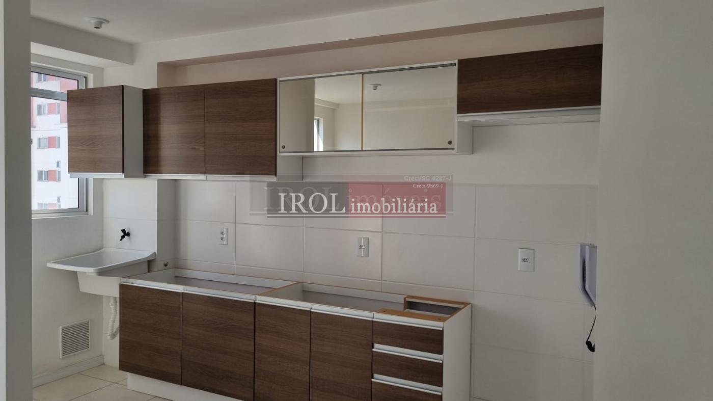 Apartamento à venda com 2 quartos, 57m² - Foto 5