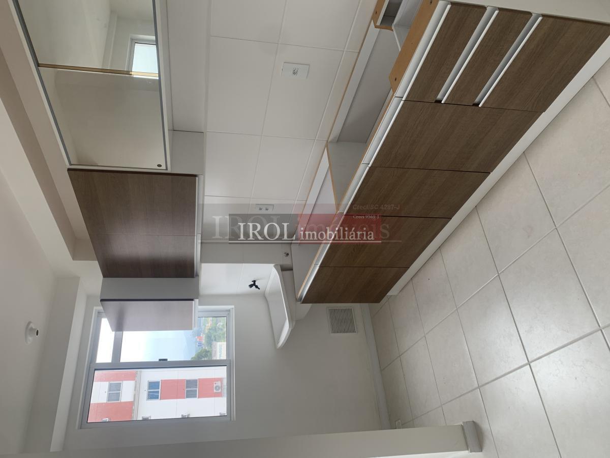 Apartamento à venda com 2 quartos, 57m² - Foto 18