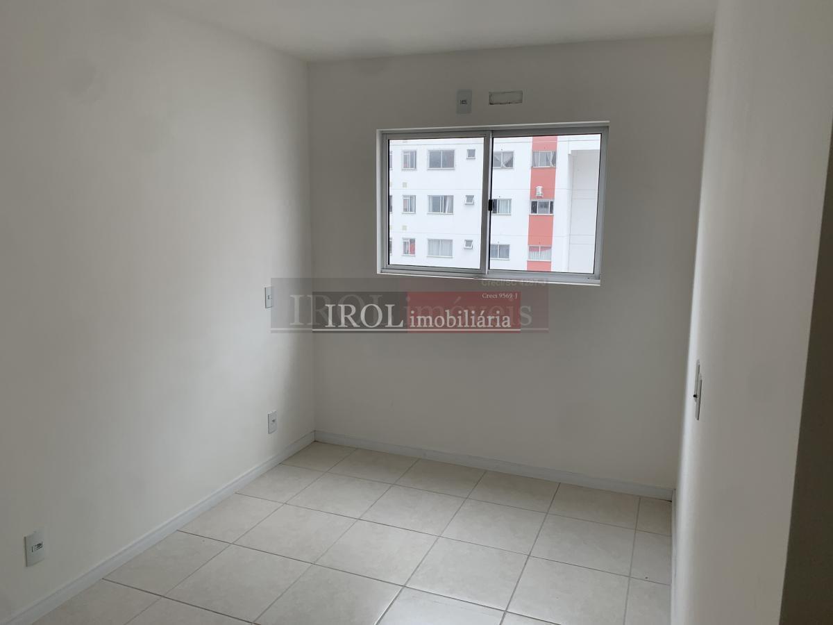 Apartamento à venda com 2 quartos, 57m² - Foto 17