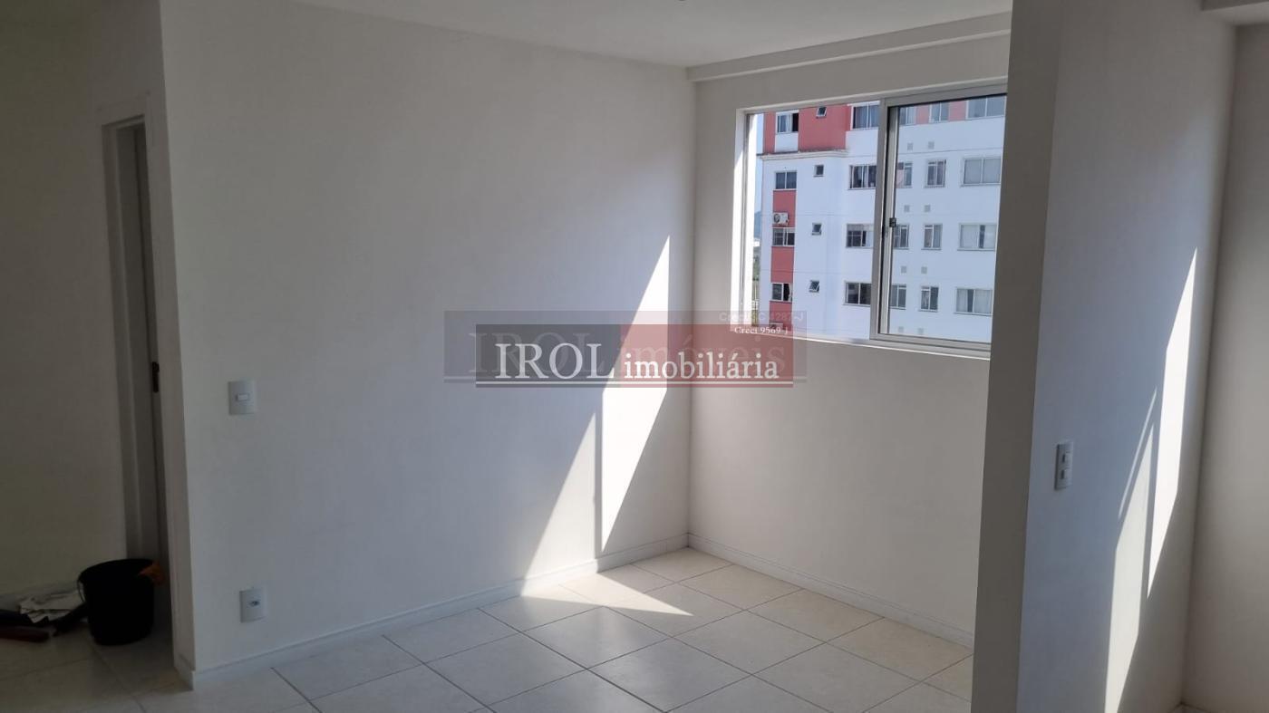 Apartamento à venda com 2 quartos, 57m² - Foto 8