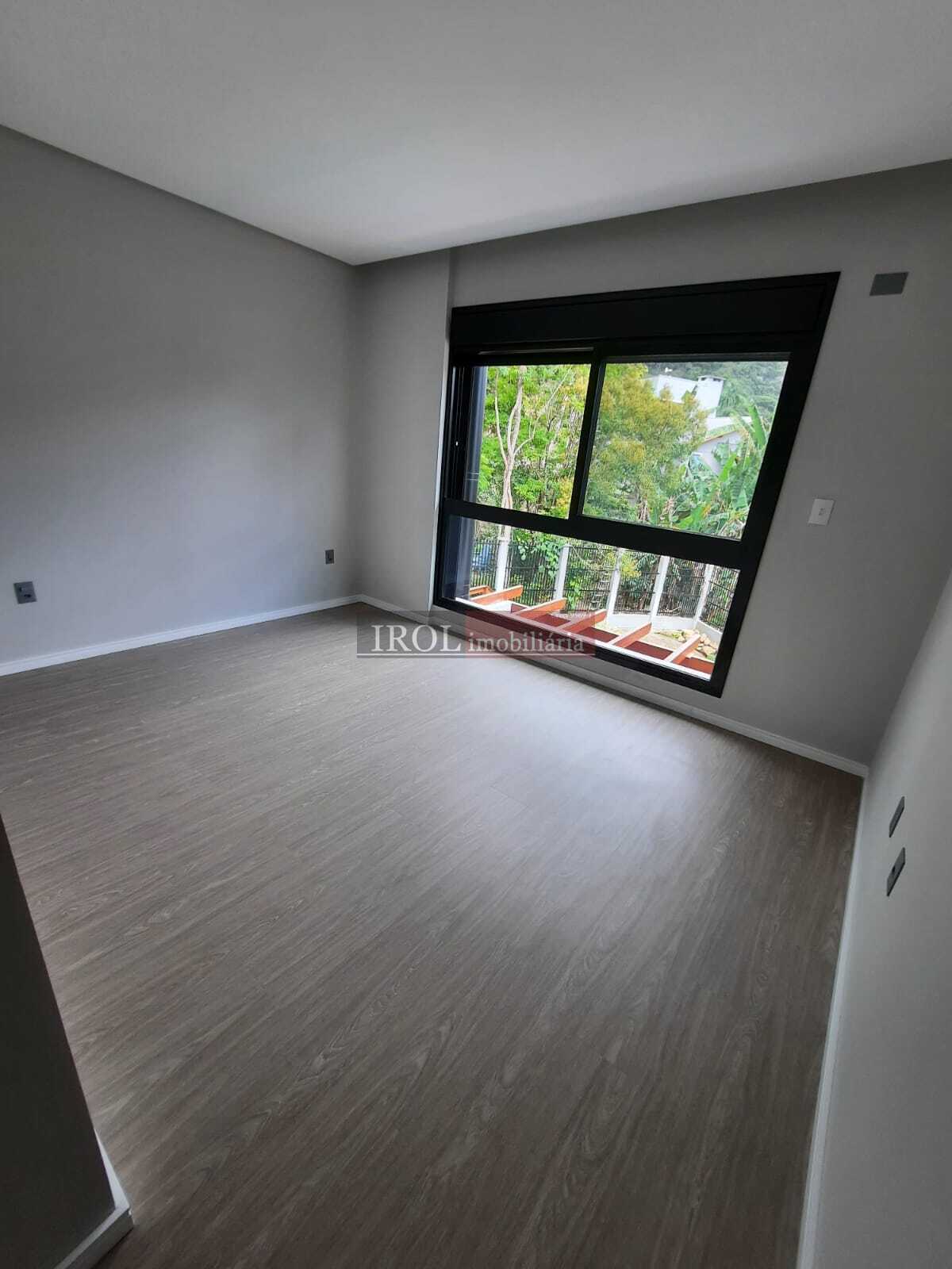 Casa à venda com 3 quartos, 258m² - Foto 6