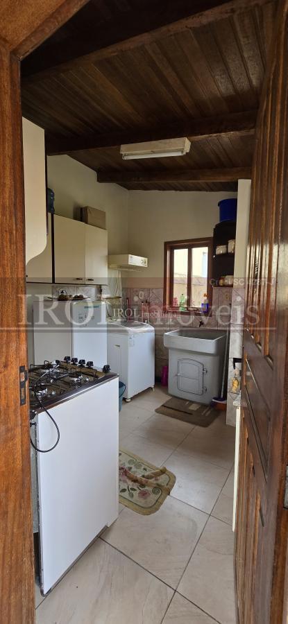 Casa à venda com 4 quartos, 220m² - Foto 21