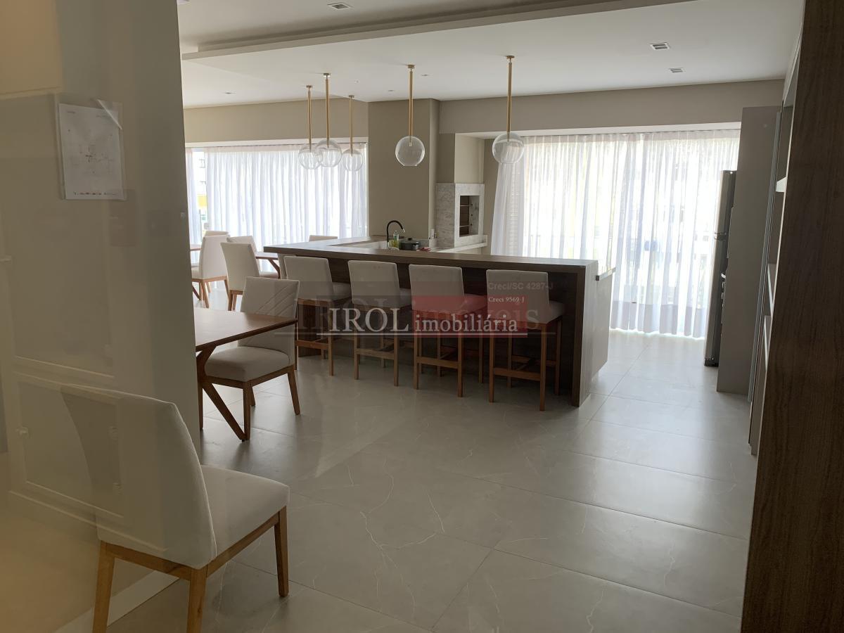 Apartamento à venda com 2 quartos, 75m² - Foto 7