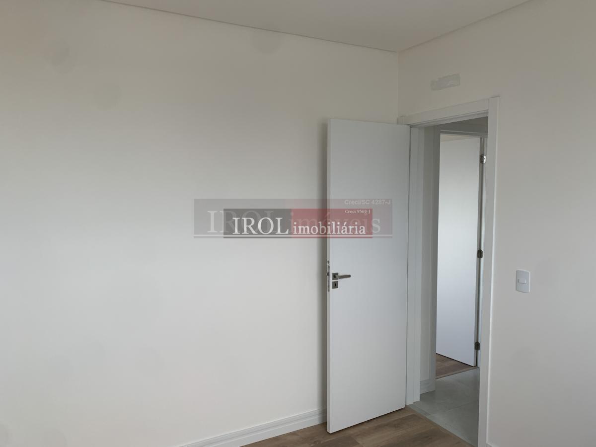 Apartamento à venda com 2 quartos, 75m² - Foto 26