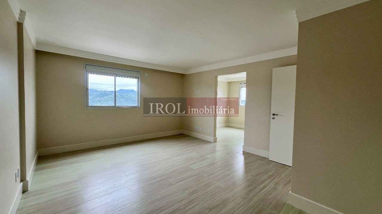 Apartamento à venda com 4 quartos, 228m² - Foto 31