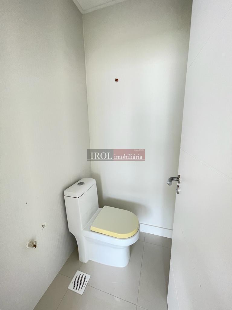 Apartamento à venda com 4 quartos, 180m² - Foto 19