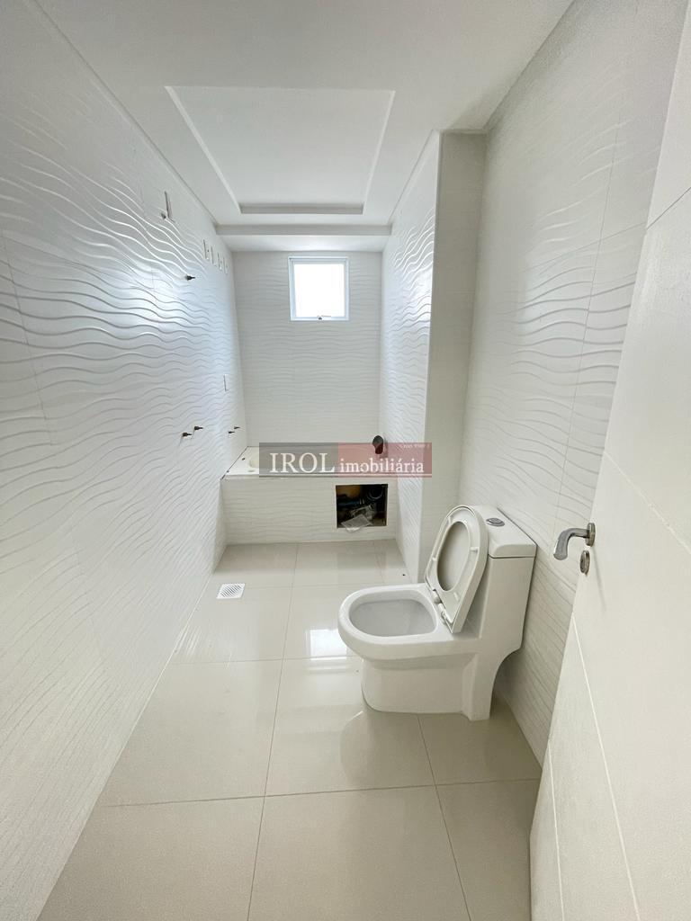 Apartamento à venda com 4 quartos, 180m² - Foto 8