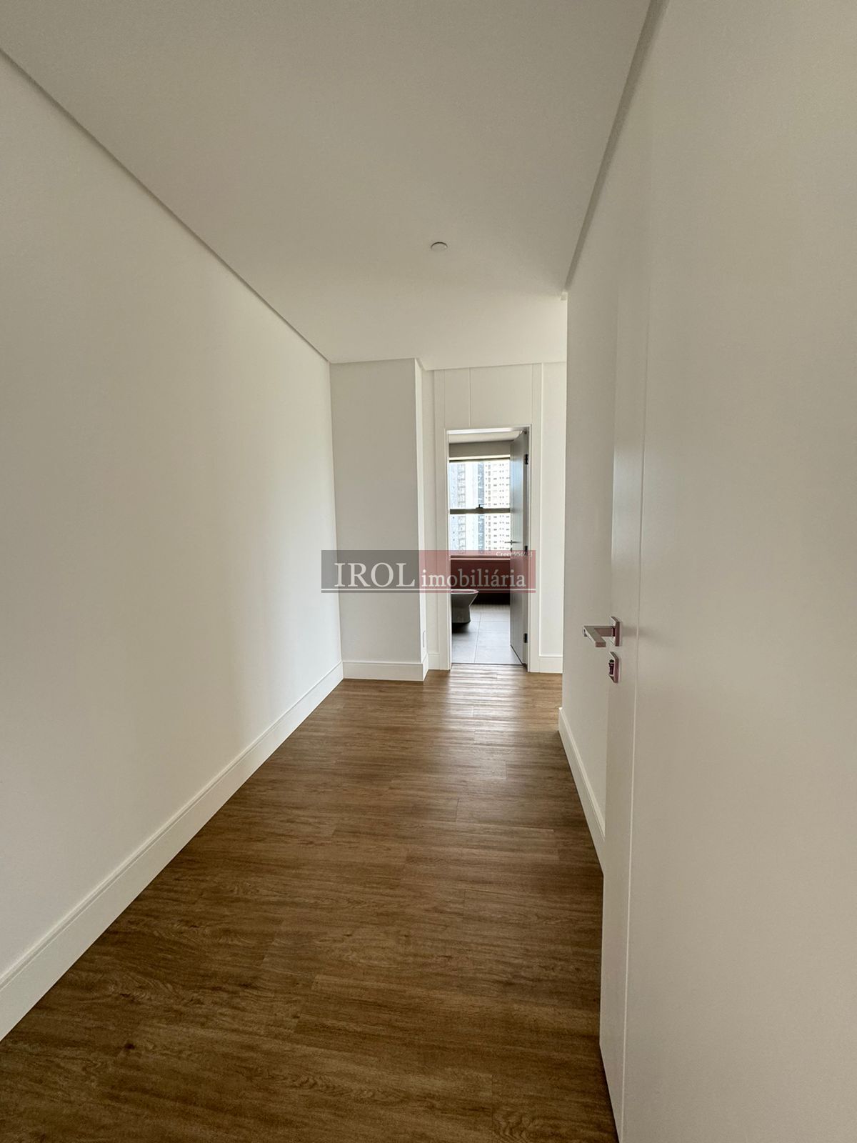 Apartamento à venda com 4 quartos, 265m² - Foto 24