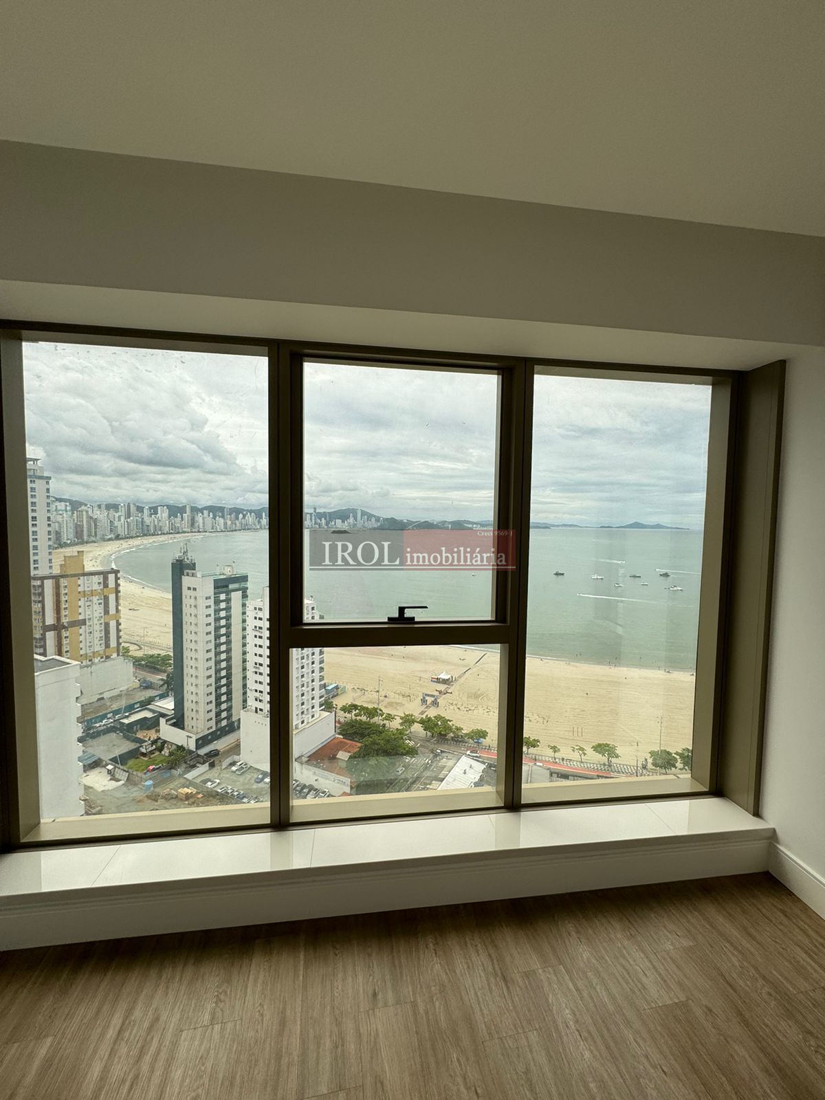 Apartamento à venda com 4 quartos, 265m² - Foto 13