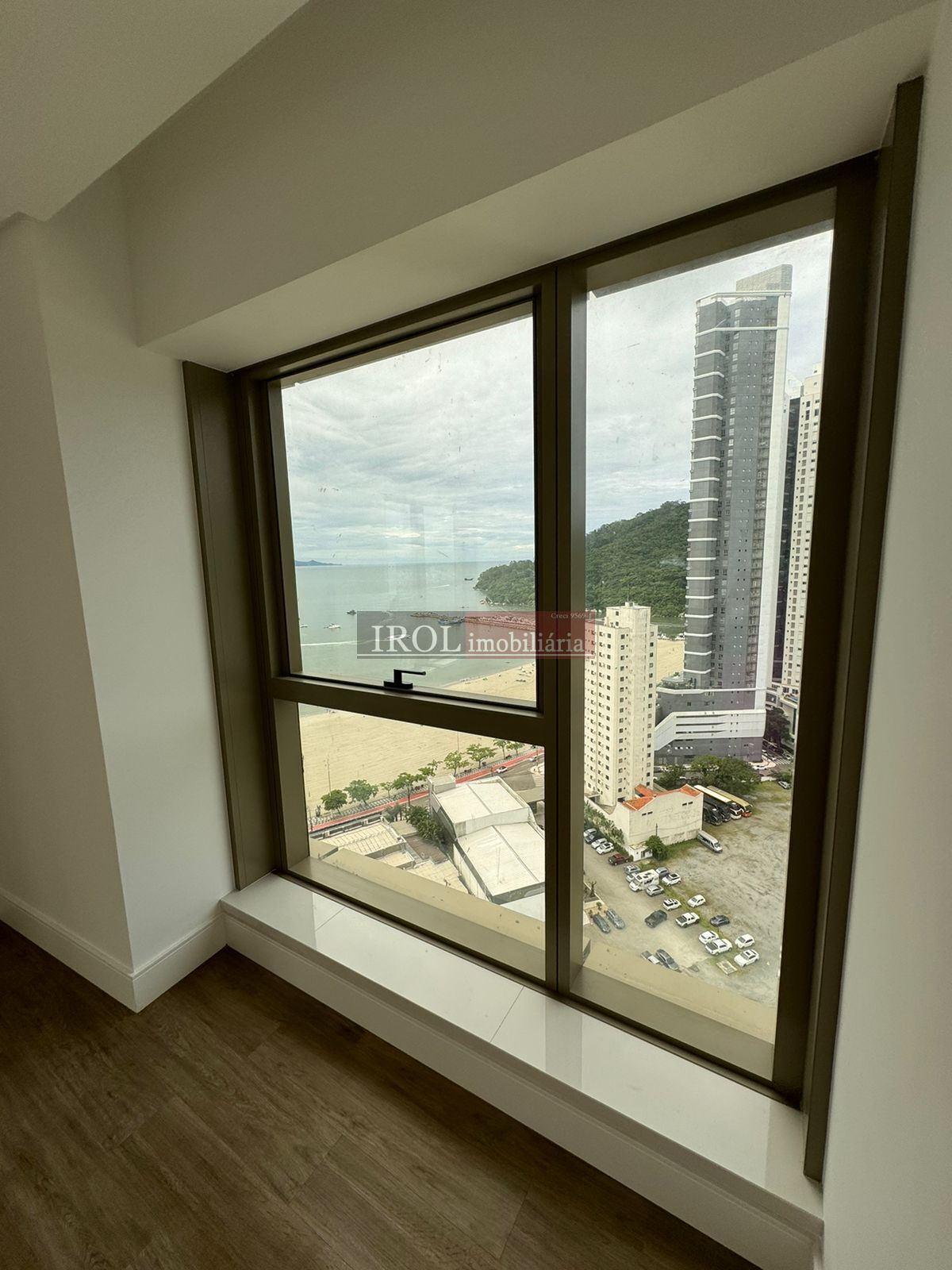 Apartamento à venda com 4 quartos, 265m² - Foto 16