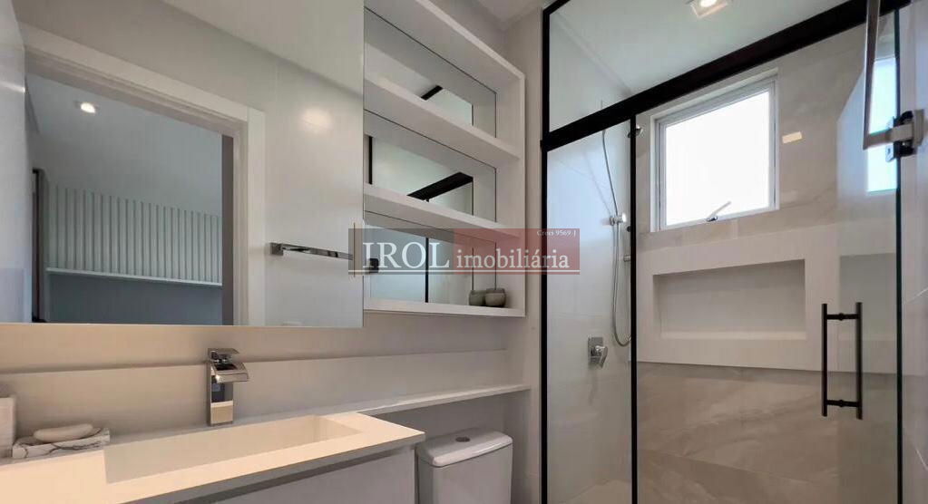 Apartamento à venda com 4 quartos, 151m² - Foto 14