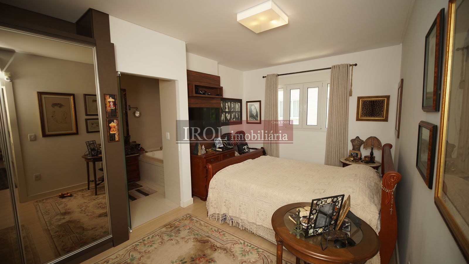 Apartamento à venda com 4 quartos, 215m² - Foto 14