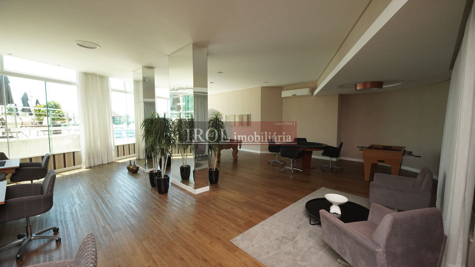 Apartamento à venda com 4 quartos, 215m² - Foto 11