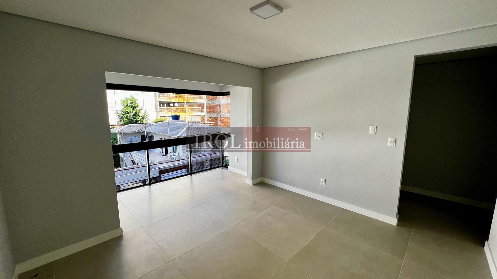 Apartamento à venda com 3 quartos, 180m² - Foto 7