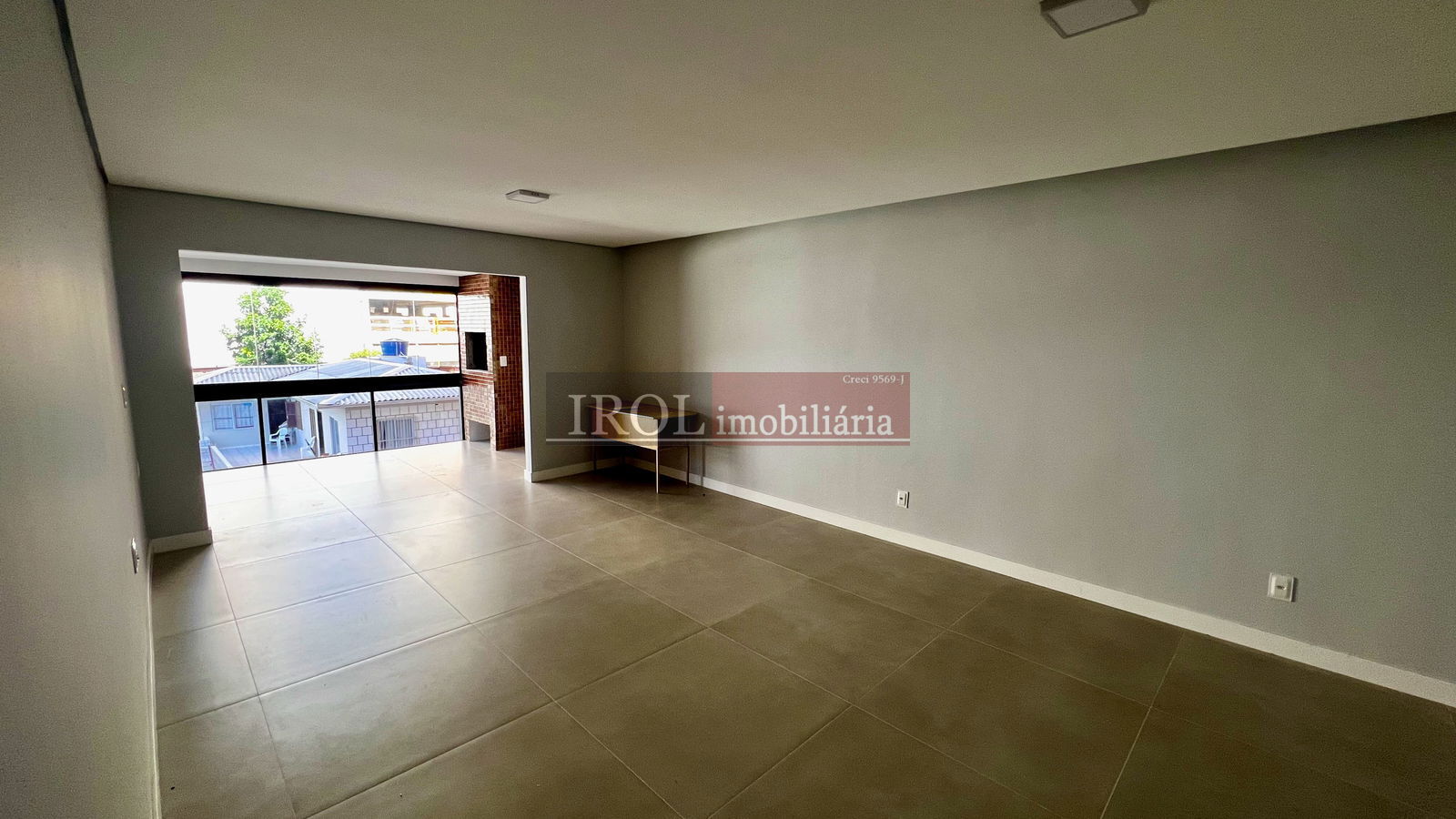 Apartamento à venda com 3 quartos, 180m² - Foto 6