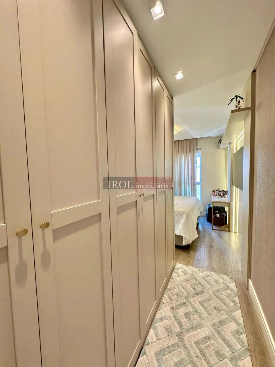 Apartamento à venda com 3 quartos, 110m² - Foto 19