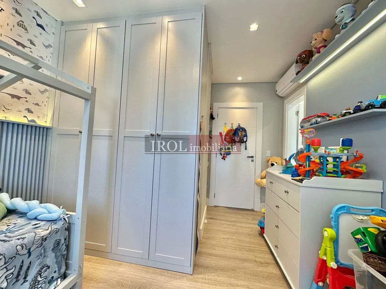 Apartamento à venda com 3 quartos, 110m² - Foto 30