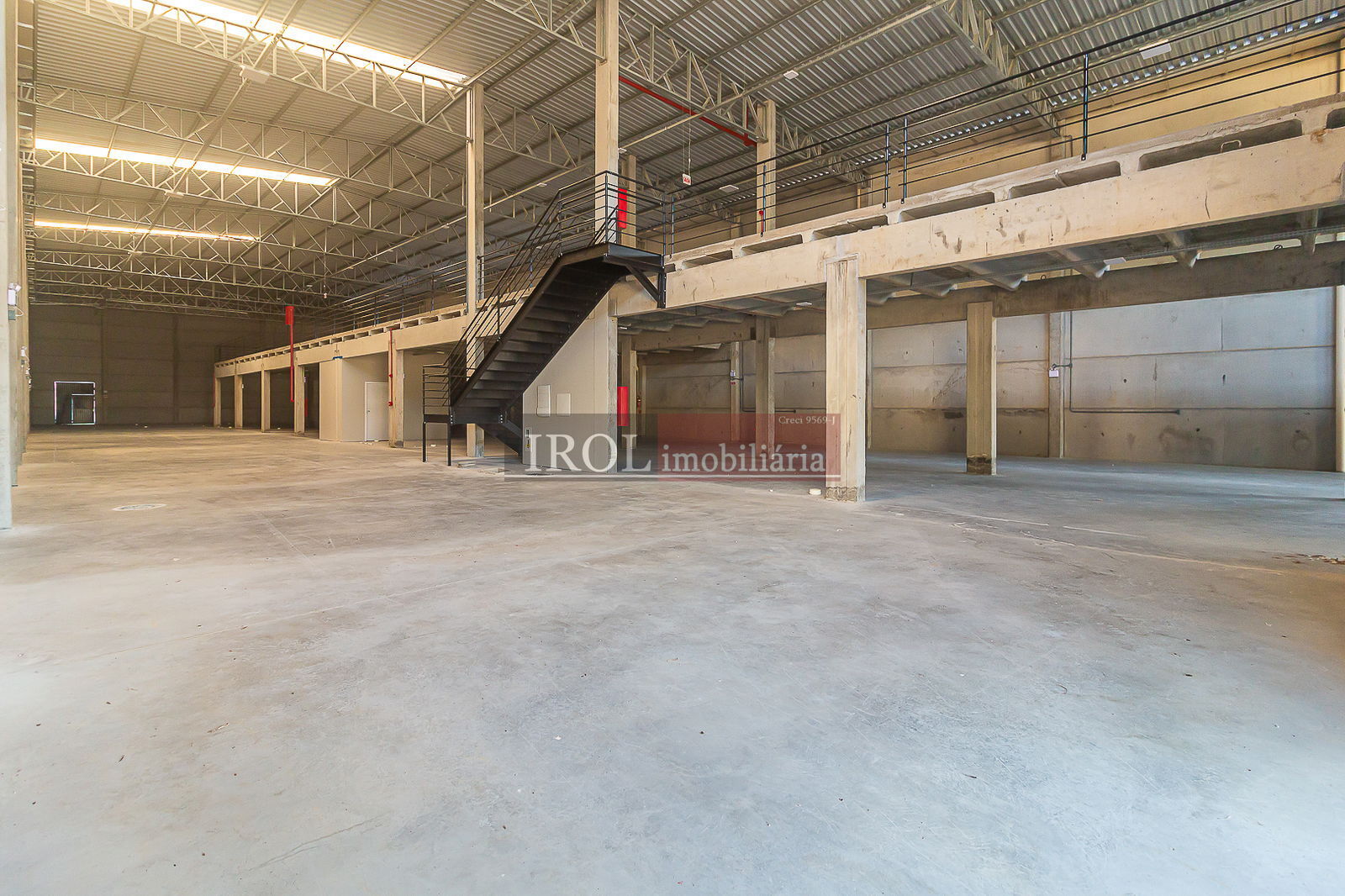 Loja-Salão para alugar, 1698m² - Foto 21