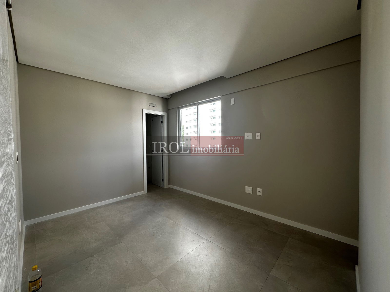 Apartamento à venda com 2 quartos, 93m² - Foto 14