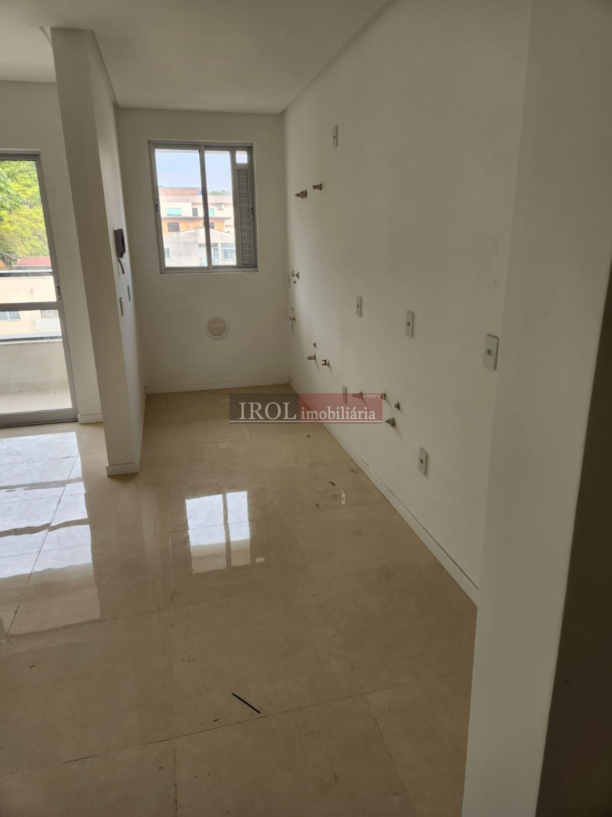 Apartamento à venda com 2 quartos, 65m² - Foto 28