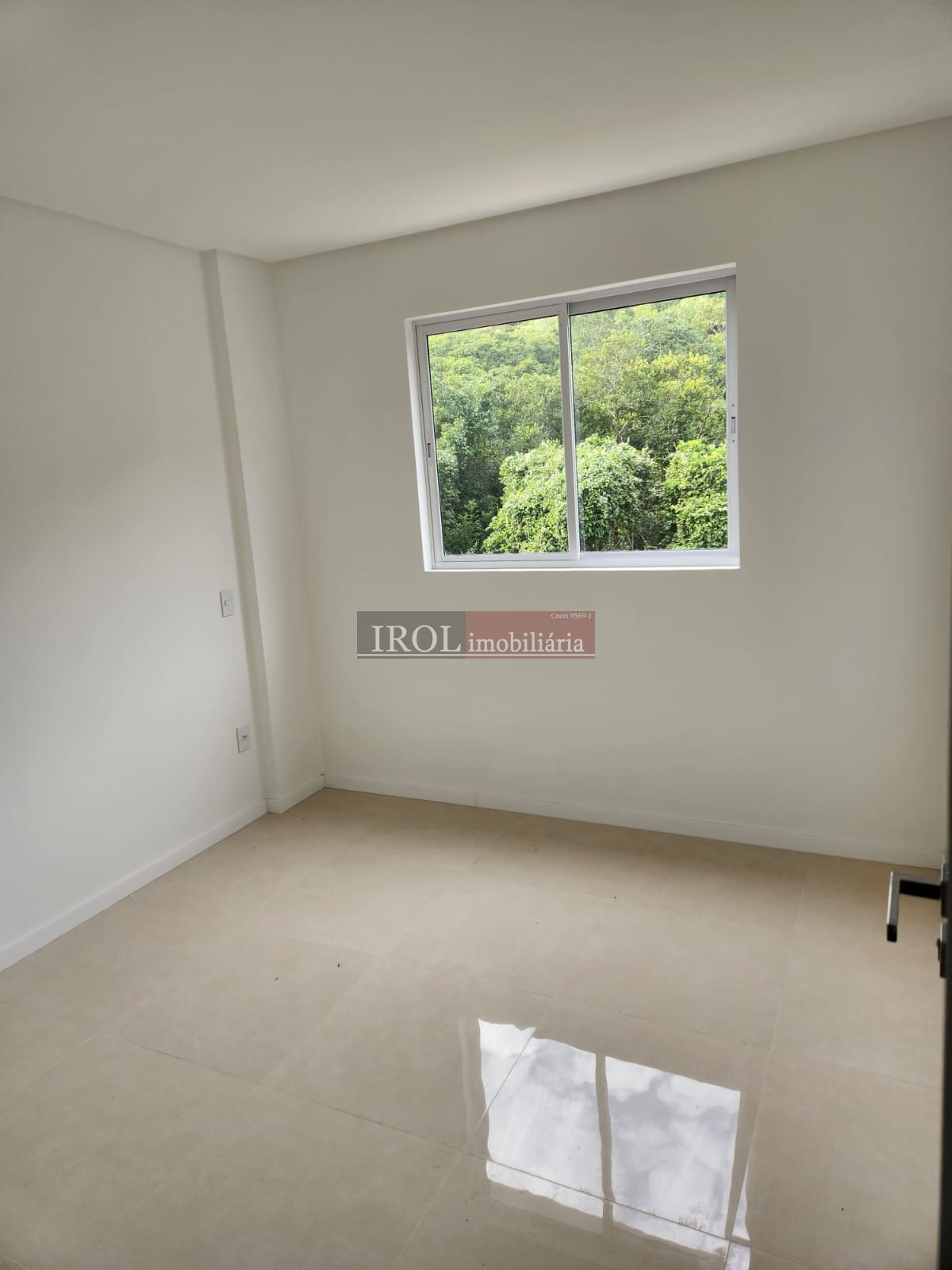 Apartamento à venda com 2 quartos, 65m² - Foto 24