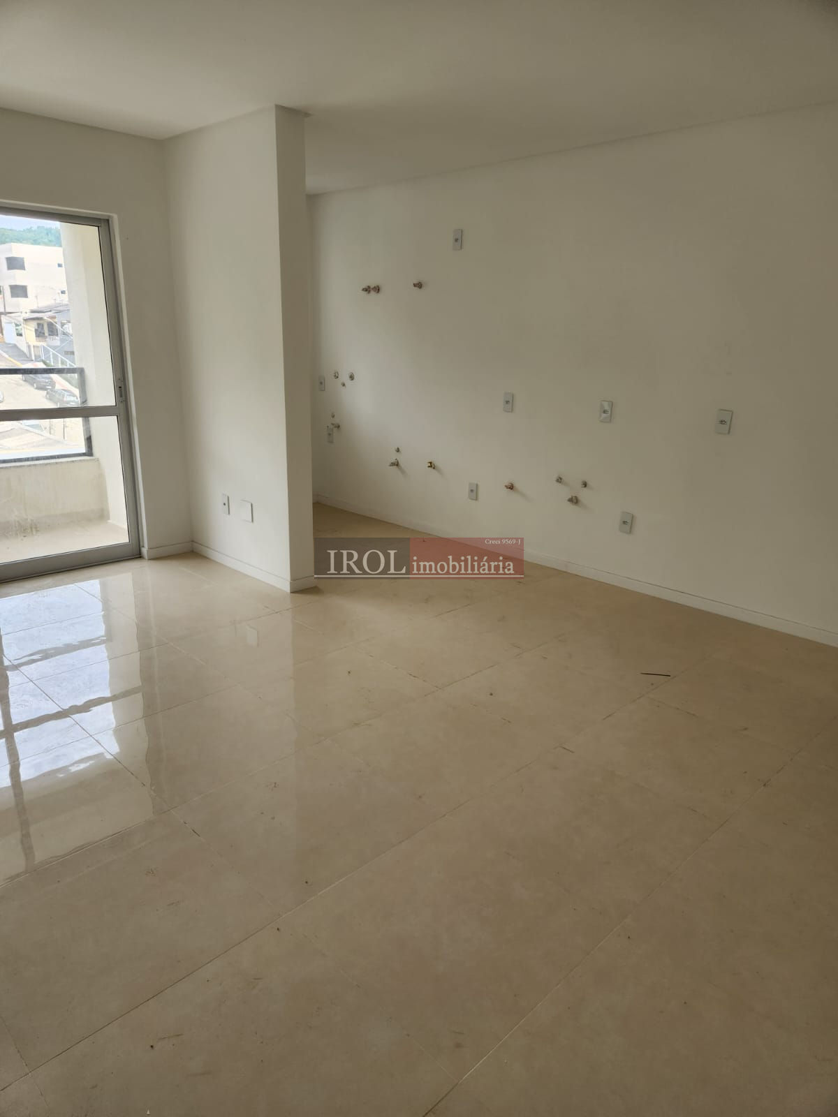 Apartamento à venda com 2 quartos, 65m² - Foto 27