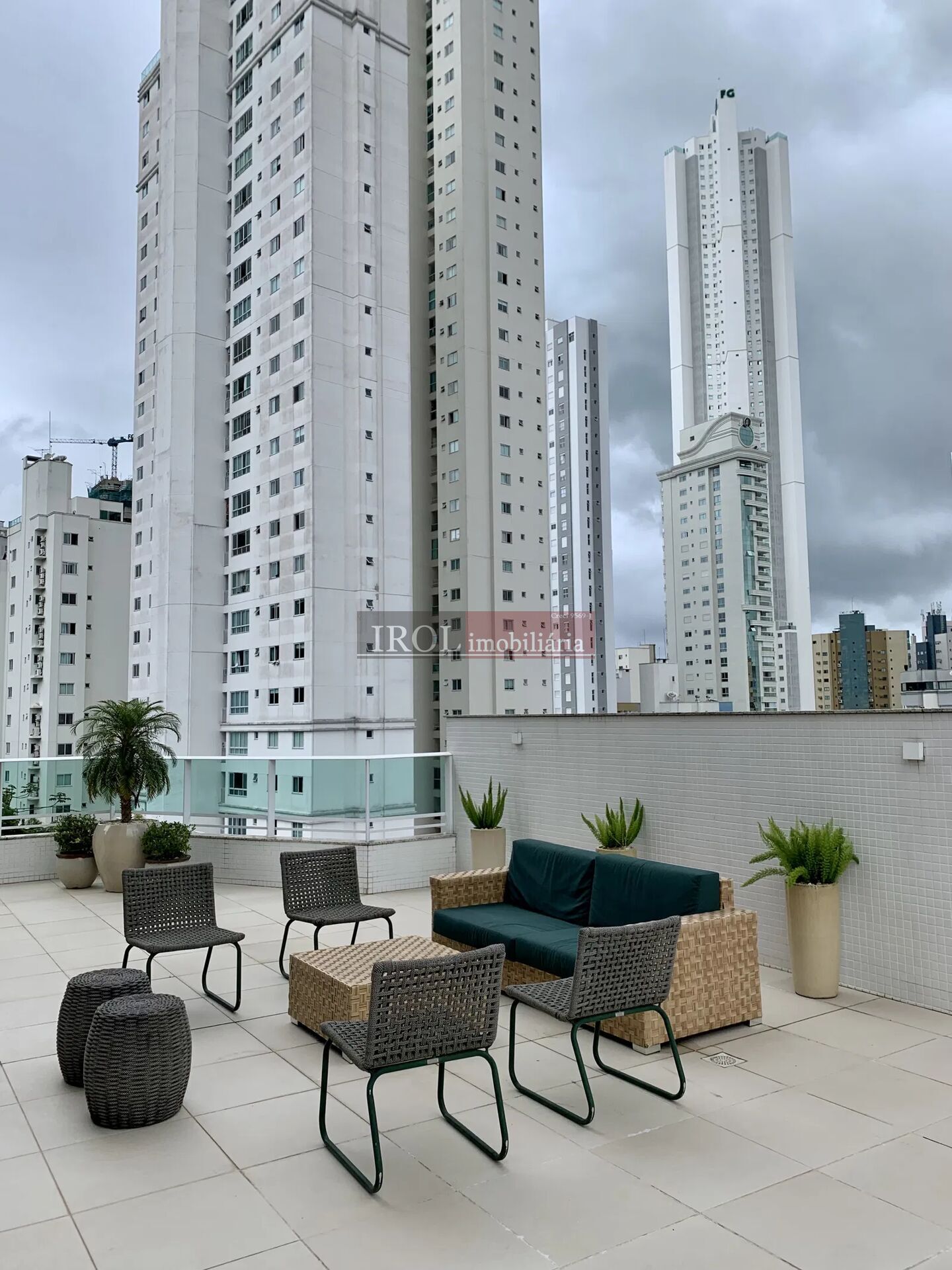 Apartamento à venda com 4 quartos, 130m² - Foto 10