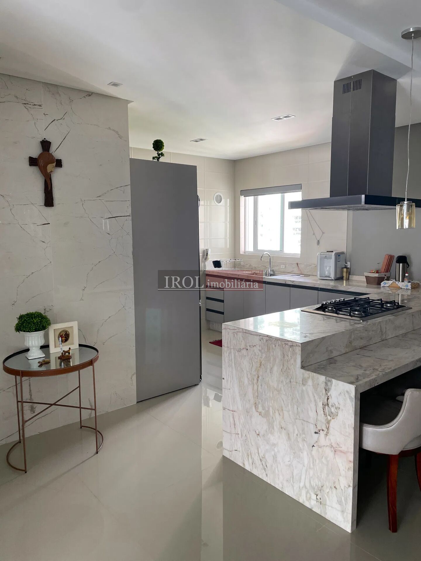 Apartamento à venda com 4 quartos, 130m² - Foto 7