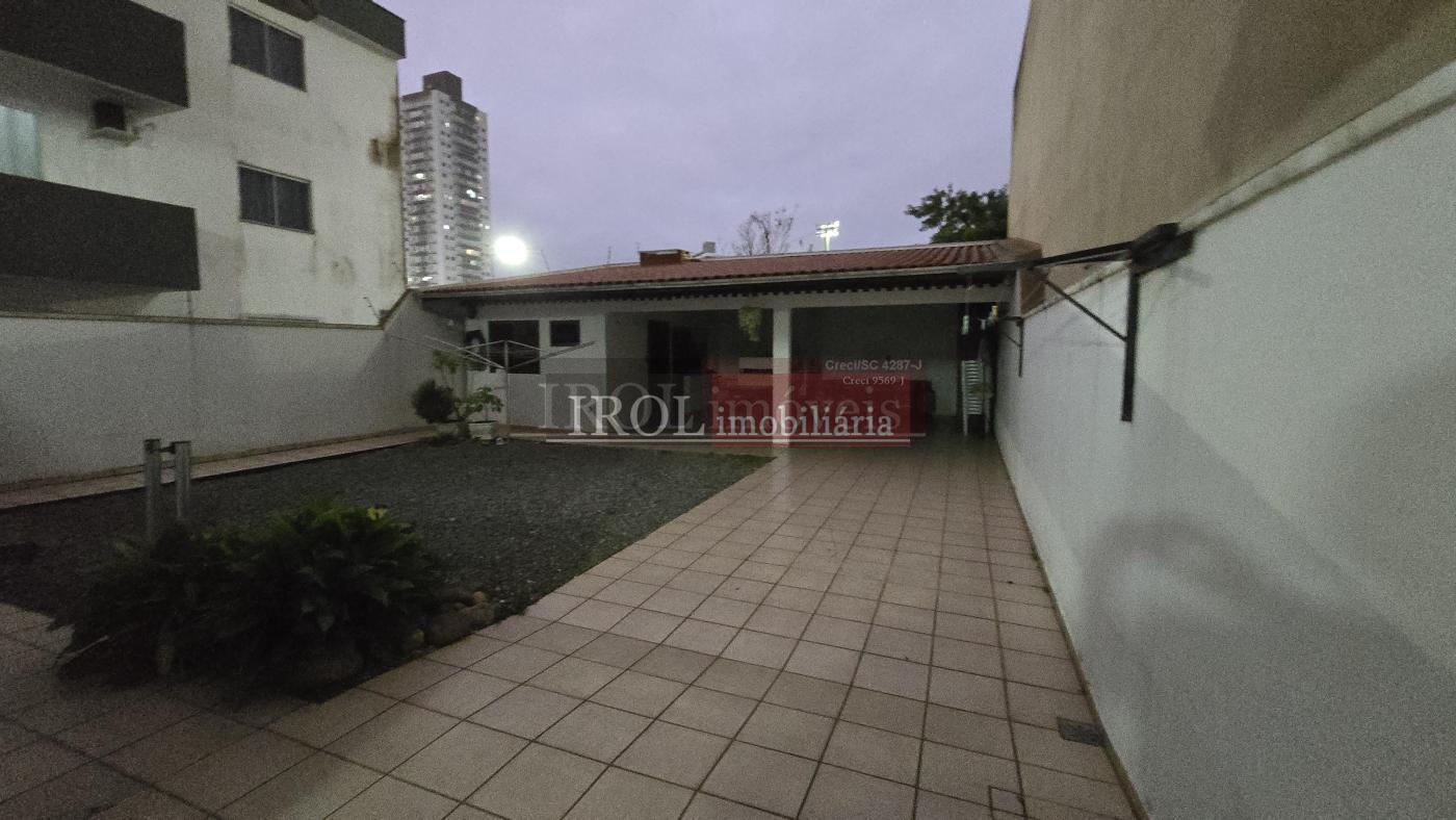 Sobrado à venda com 4 quartos, 228m² - Foto 19