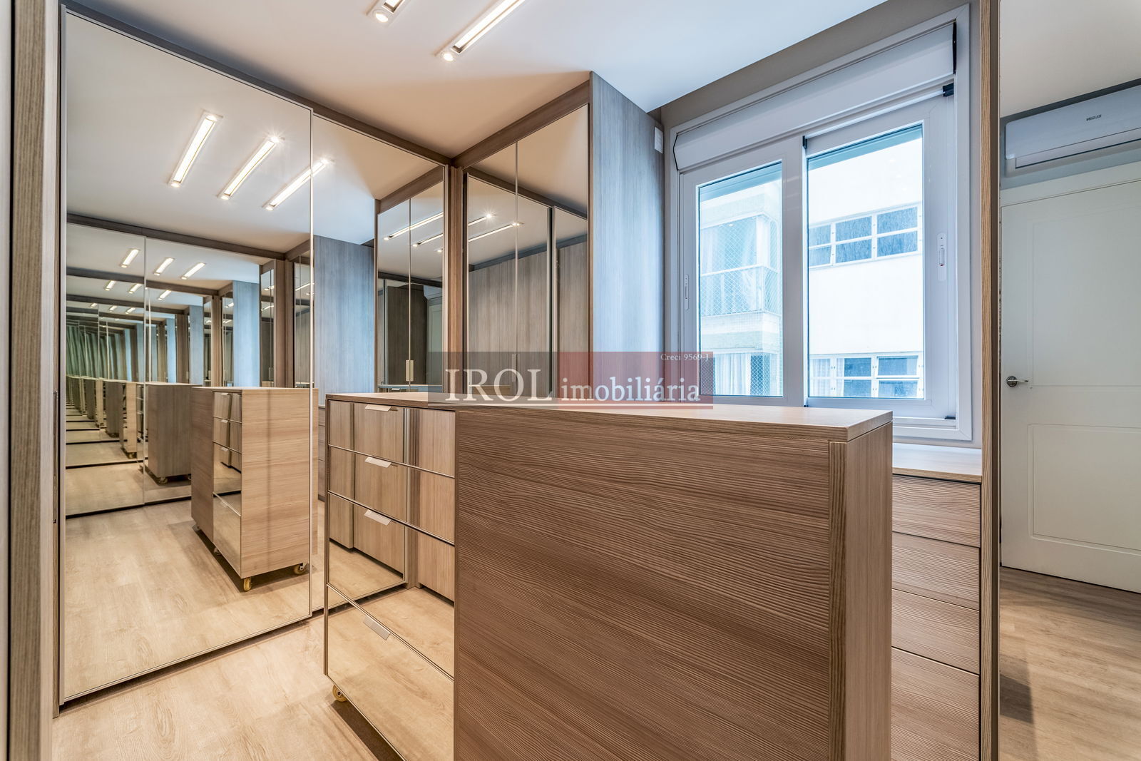 Apartamento à venda com 4 quartos, 315m² - Foto 15