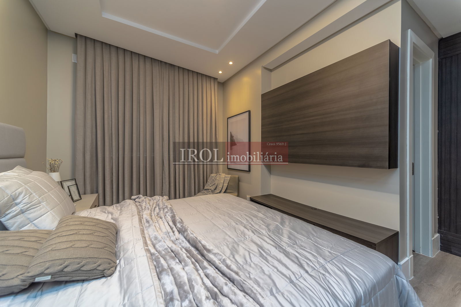 Apartamento à venda com 4 quartos, 315m² - Foto 22