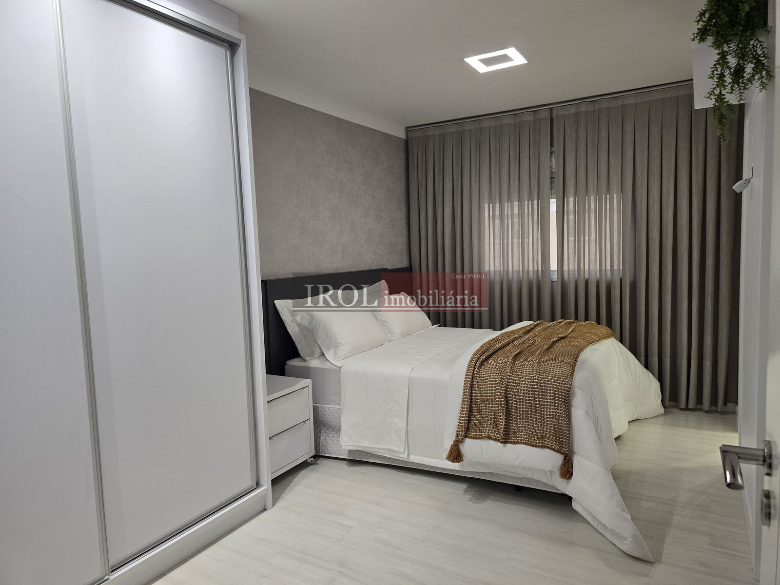 Apartamento à venda com 3 quartos, 137m² - Foto 24