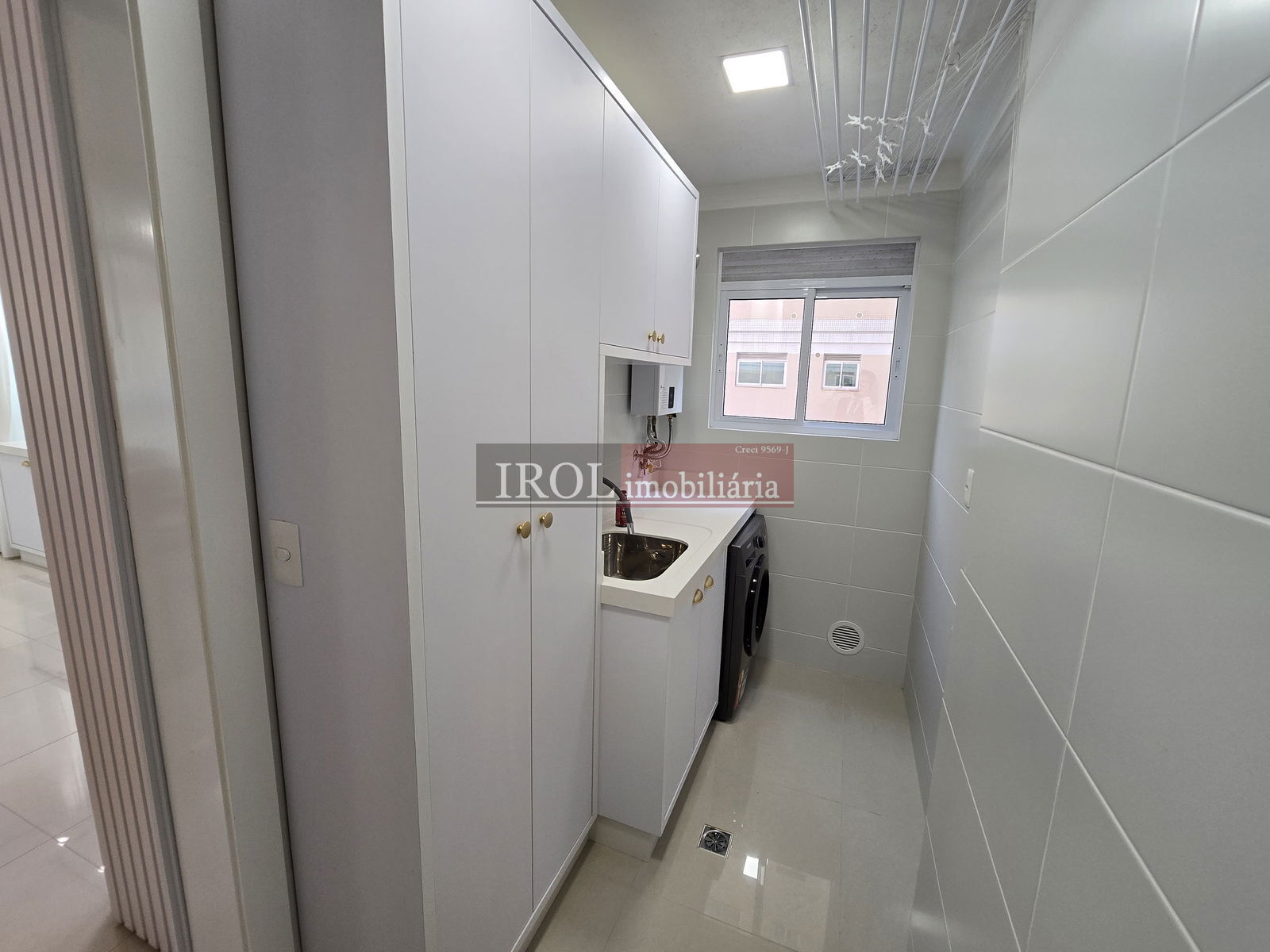 Apartamento à venda com 3 quartos, 137m² - Foto 5