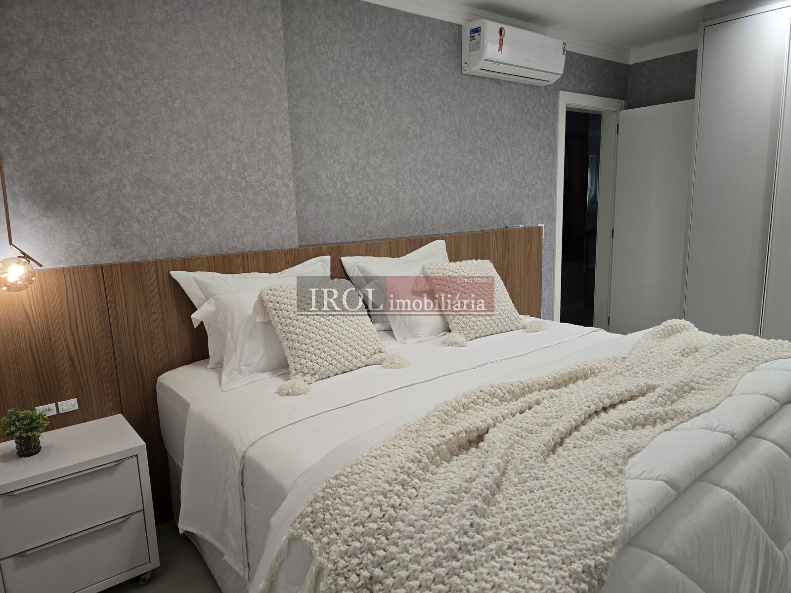 Apartamento à venda com 3 quartos, 137m² - Foto 29