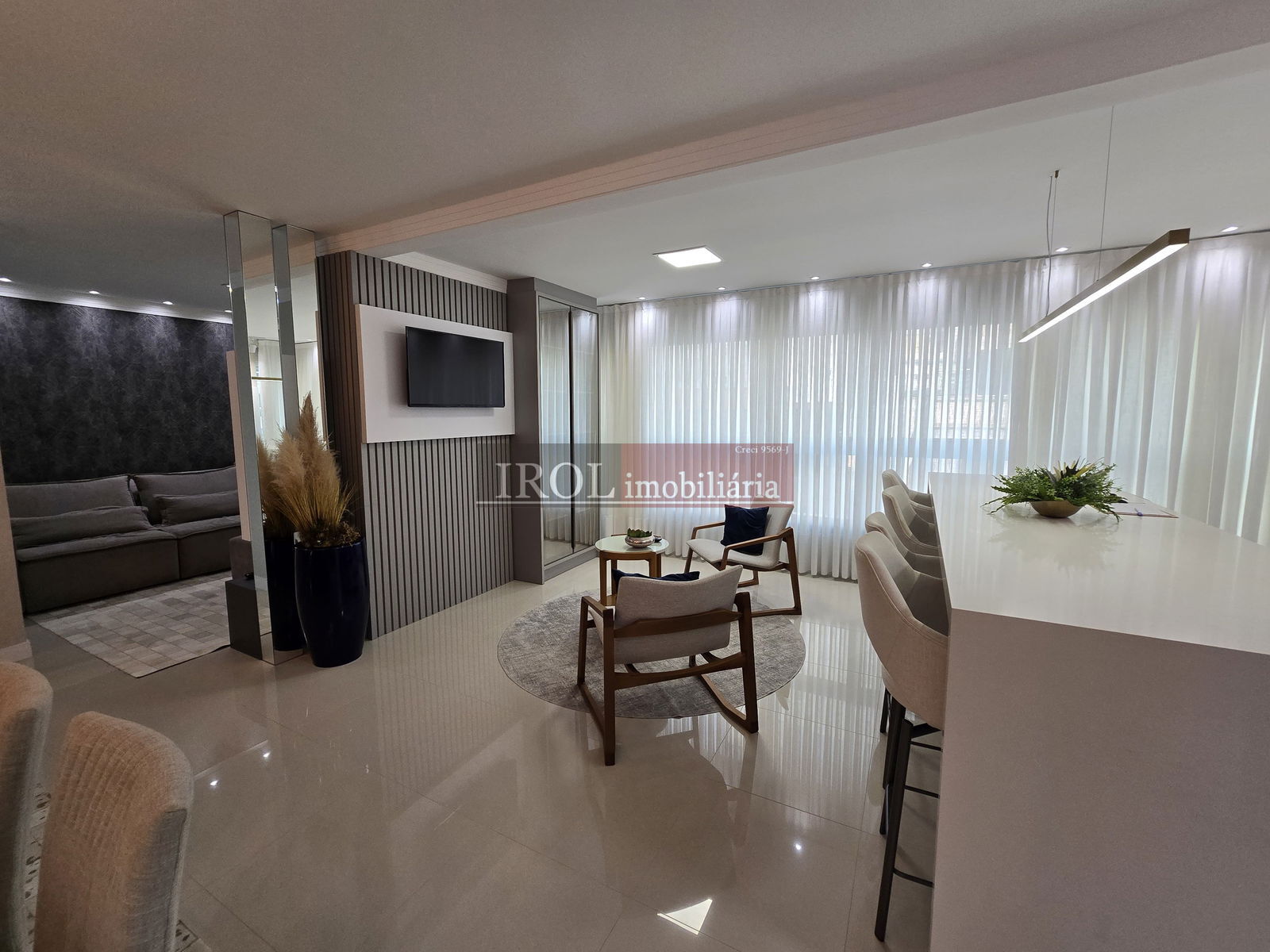 Apartamento à venda com 3 quartos, 137m² - Foto 15