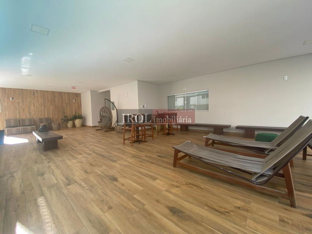 Apartamento à venda com 4 quartos, 200m² - Foto 6