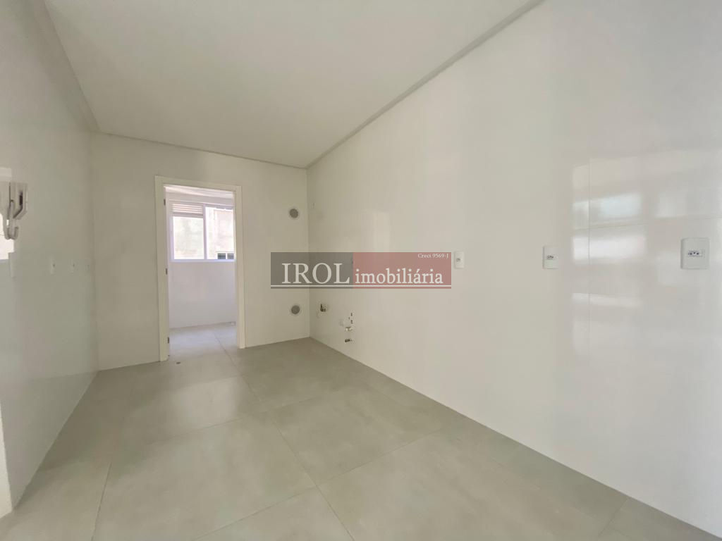 Apartamento à venda com 4 quartos, 200m² - Foto 24