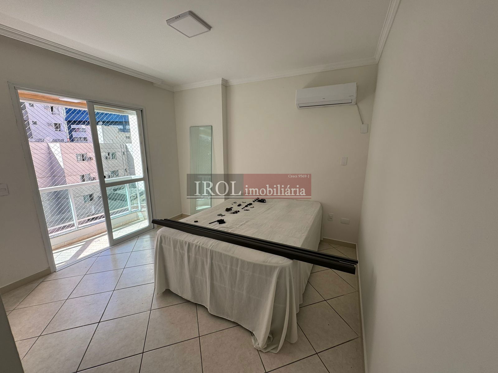 Apartamento à venda com 3 quartos, 210m² - Foto 26