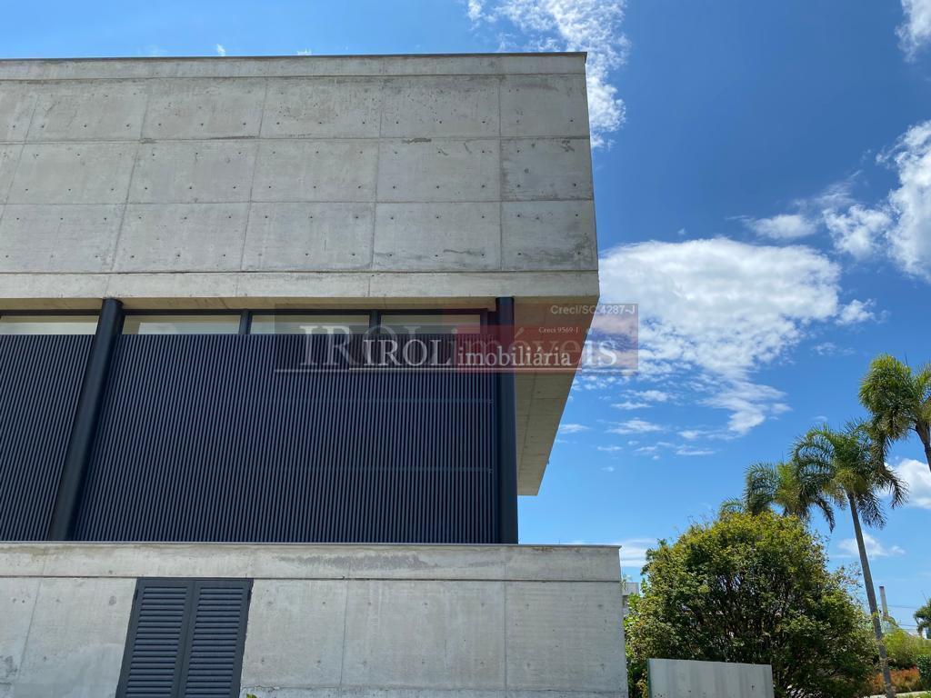 Casa à venda com 4 quartos, 648m² - Foto 6