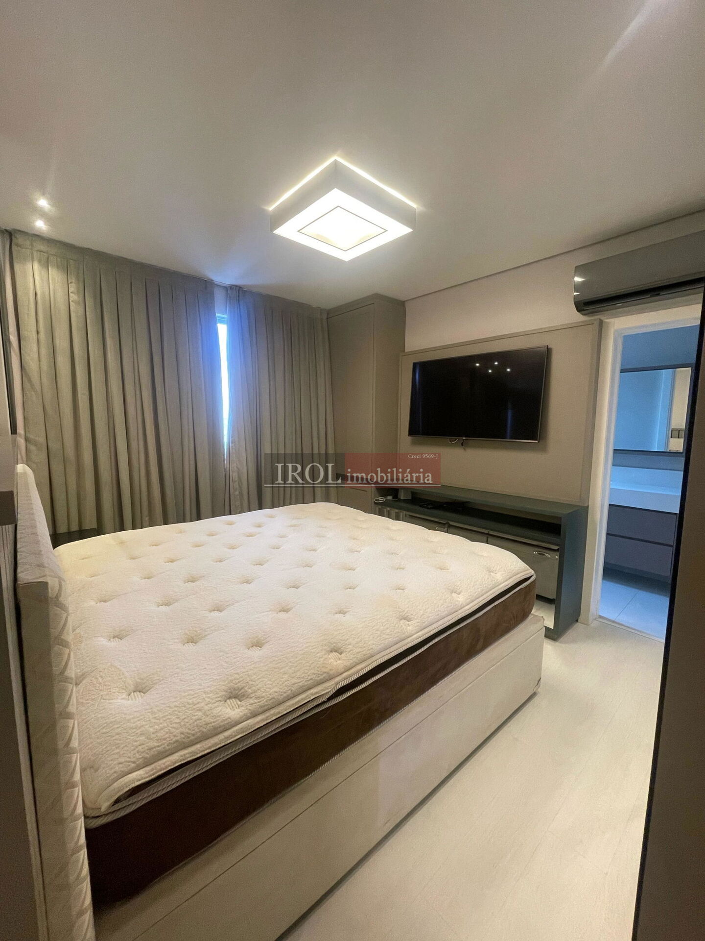 Cobertura à venda com 2 quartos, 242m² - Foto 14