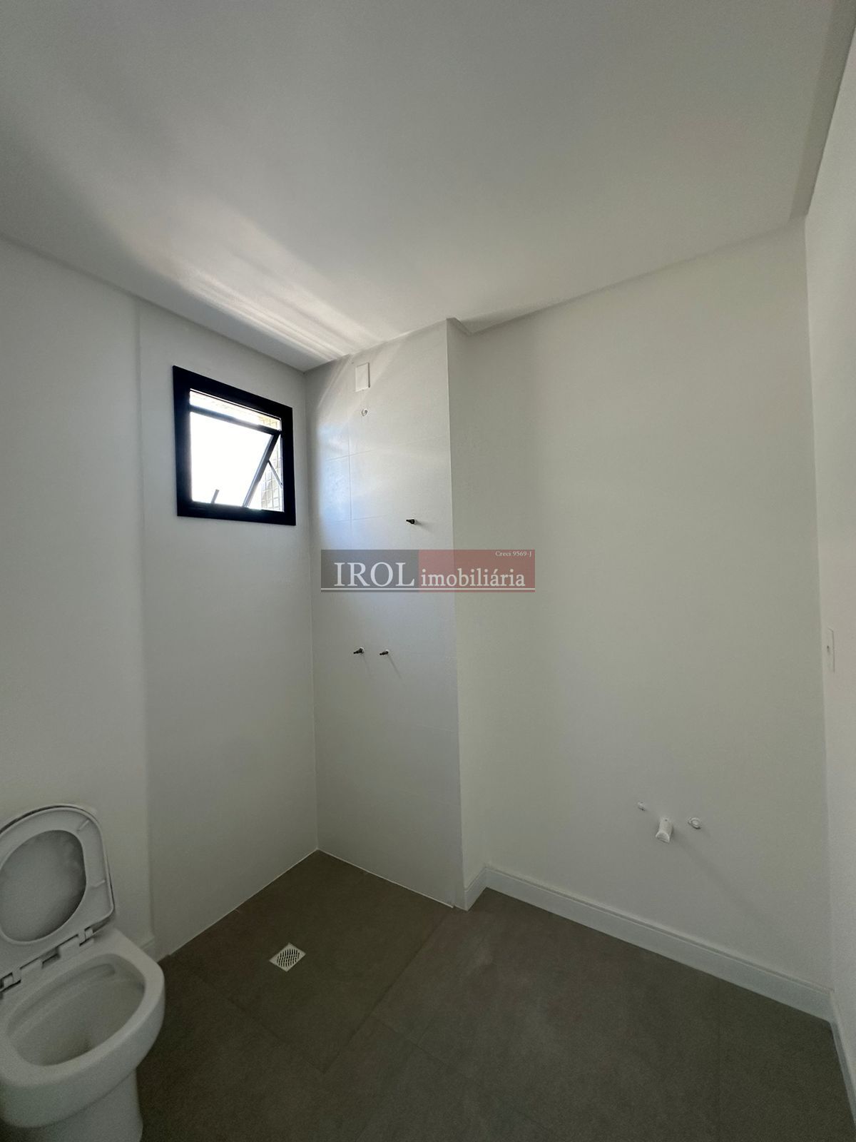 Apartamento à venda com 3 quartos, 137m² - Foto 12