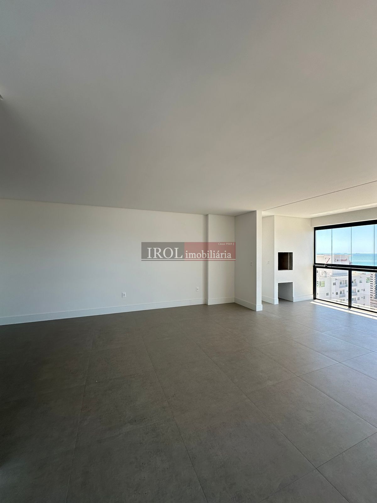 Apartamento à venda com 3 quartos, 137m² - Foto 6